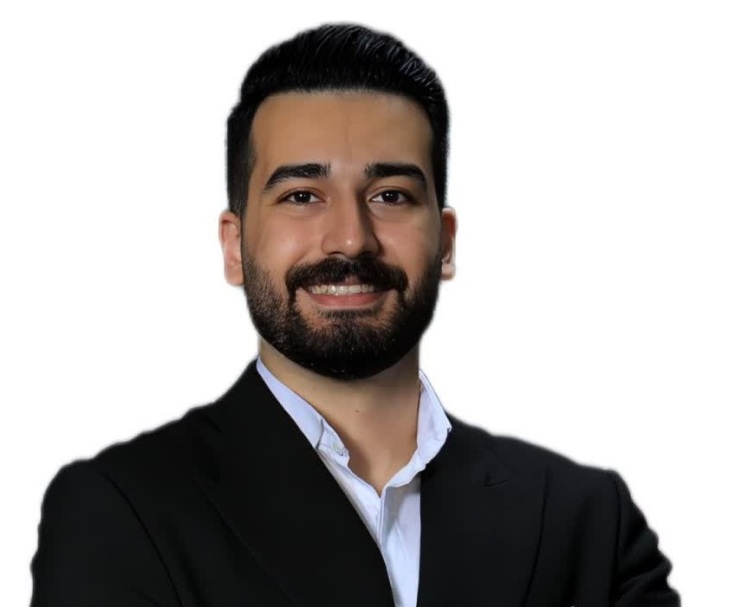 استاد امیر حسین ابراهیمی ( زیست شناسی )